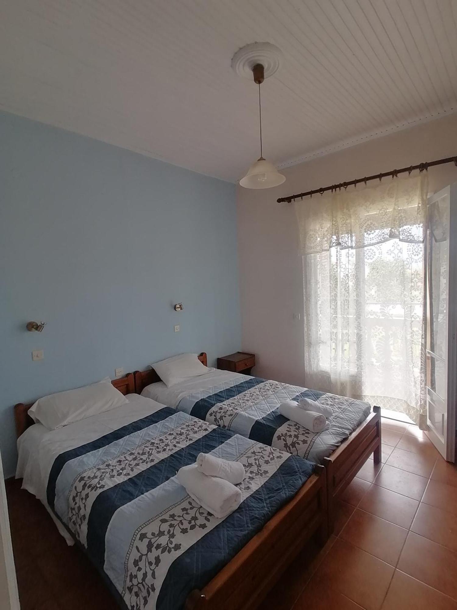 Nikos Apartments Acharavi  Esterno foto